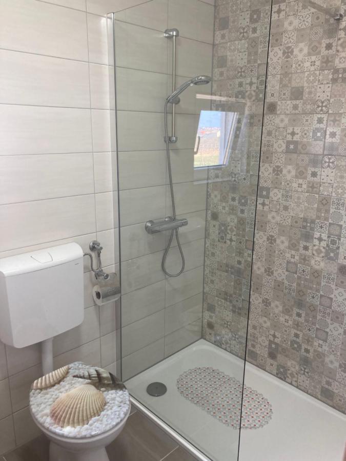Apartmani Dorijan 브르시 외부 사진